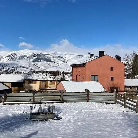 Lägenhet Cal Barne, Acogedor Con Jardin En